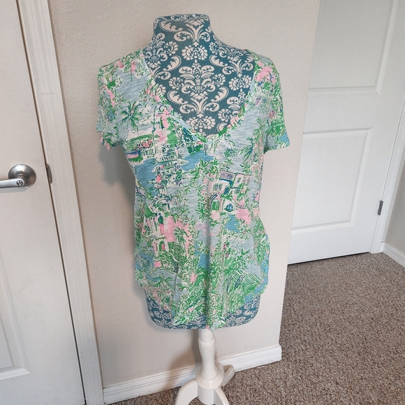 Lilly pulitzer top - Picture 1 of 8